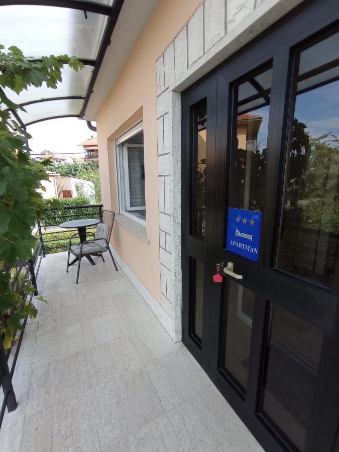Simun Apartment